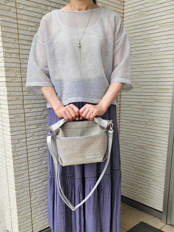 新色日本製　どこのお店でも出逢えない❗ゼスフィーノオリジナル　帆布×姫路レザーのショルダーバック 2枚目の画像