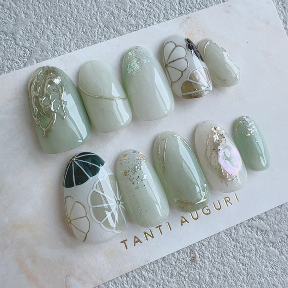 成人式 ネイルチップ みどり 薄い緑 ピスタチオグリーン 和風 前撮り 和柄 振袖 菊アート 和装 着物用 和服 晴れ着 2枚目の画像