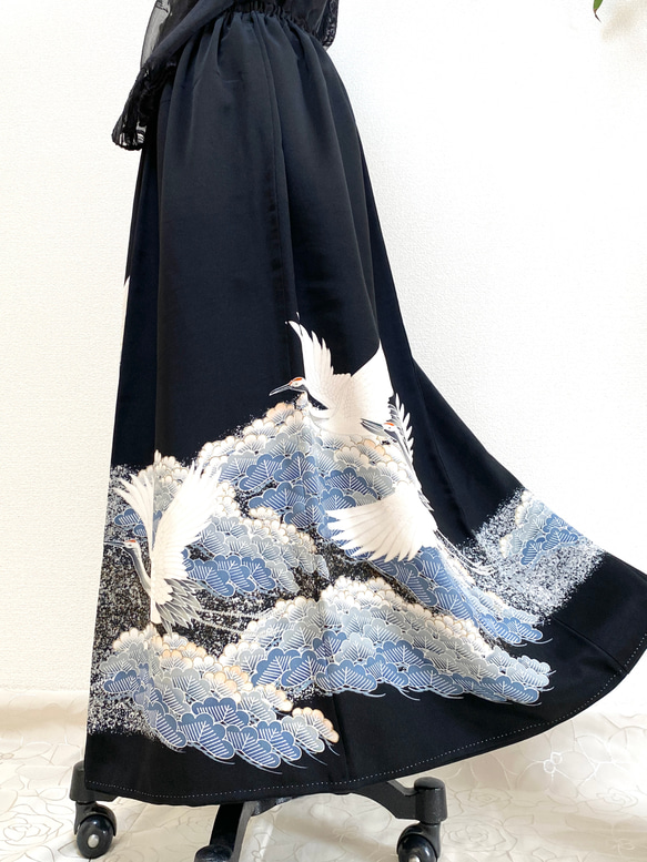 大人可愛いセレブ着物スカートフリーサイズ1点物黒留袖着物リメイクウエストゴムロングスカートフリーサイズ送料込み5720 5枚目の画像