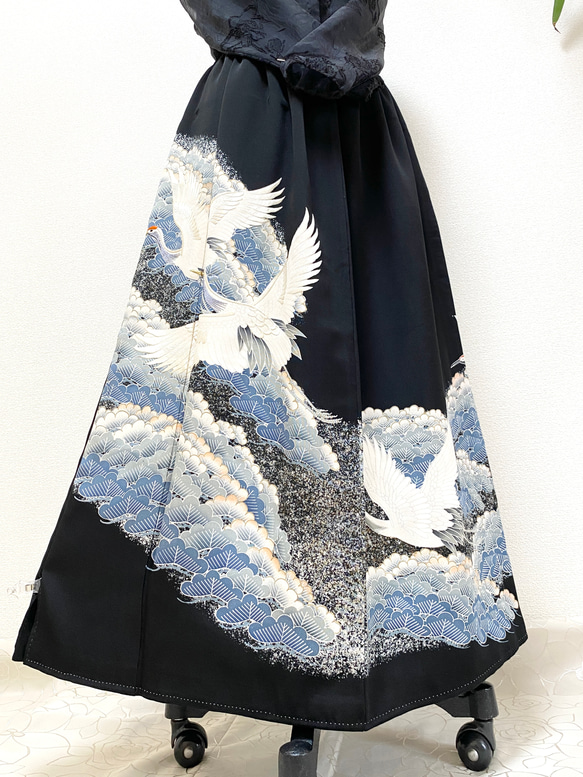 大人可愛いセレブ着物スカートフリーサイズ1点物黒留袖着物リメイクウエストゴムロングスカートフリーサイズ送料込み5720 2枚目の画像