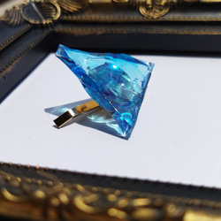 ブルーの海のポニーフック / レジン / 波 / 夏 2枚目の画像