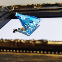 ブルーの海のポニーフック / レジン / 波 / 夏 1枚目の画像