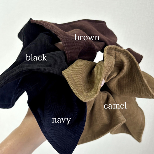 ハンドメイド⭐コーデュロイ小さめシュシュ griptone_gu1b507