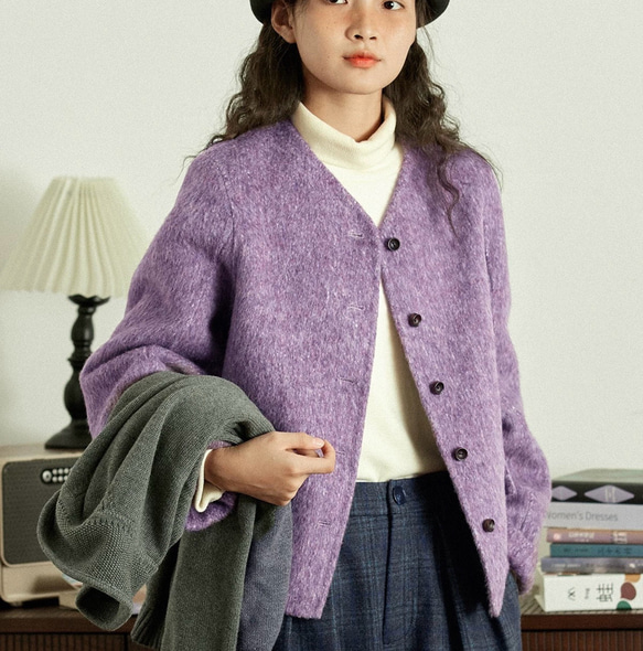 上品で暖かいツイード　ノーカラーウールのショートコート【秋冬春】ラベンダー 8枚目の画像