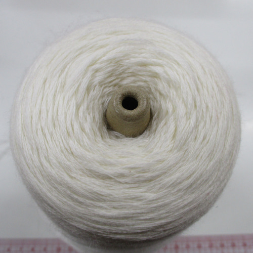 メリノウール100％3本引揃 白480g k8 毛糸 間島福平商店 通販 19919687
