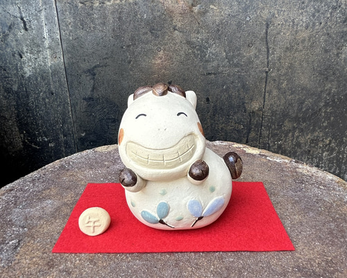 干支 いっひっひの午と赤布 A-293 陶製 /horse/馬 その他置物