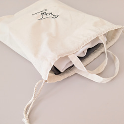 【送料無料】名入れ 刺繍 選べるデザイン 巾着バッグ　A4 お着換え袋　体操着入れ　巾着袋　入園入学　 11枚目の画像