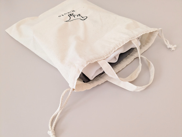 【送料無料】名入れ 刺繍 選べるデザイン 巾着バッグ　A4 お着換え袋　体操着入れ　巾着袋　入園入学　 11枚目の画像