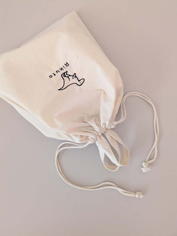 【送料無料】名入れ 刺繍 選べるデザイン 巾着バッグ　A4 お着換え袋　体操着入れ　巾着袋　入園入学　 12枚目の画像