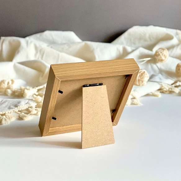 ［原画］和紙ちぎり絵『梅雨空とネコ』赤い傘の三毛猫とてるてる坊主の小さな半立体アート 4枚目の画像