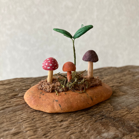 9839.bud 粘土のきのこ 4枚目の画像