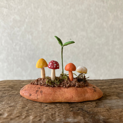 9840.bud 粘土のきのこ 1枚目の画像