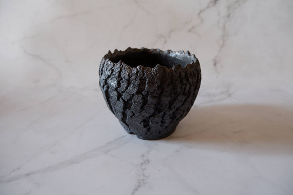 4号黒金彩裂紋鉢292　塊根植物　多肉植物　アガベ　盆栽　植木鉢　作家鉢　鉢皿　沖縄 1枚目の画像