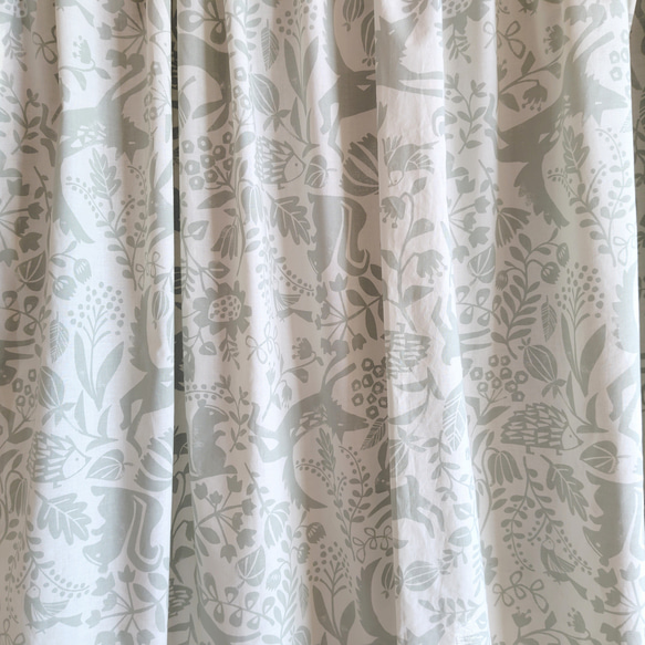 【一点物】幅広コットンの間仕切り、カーテン 縦約170～188cm×横約148cm(北欧風動物柄)『Creema限定』 3枚目の画像