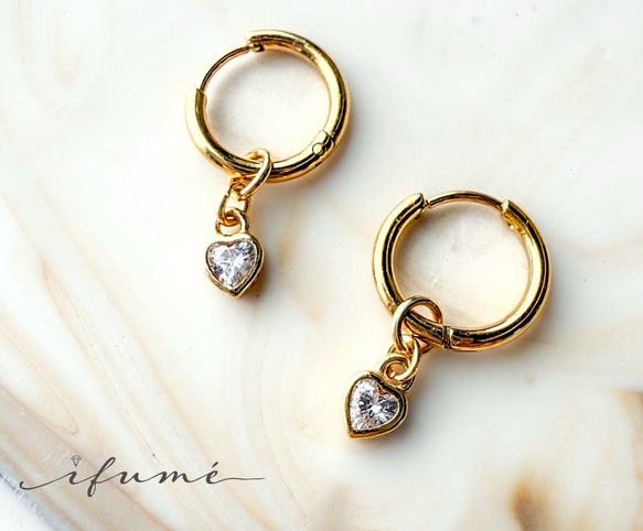 【ifumé】送料無料！極小ハートのピアス／イヤリング サージカルステンレス SV925 1枚目の画像