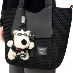 人気のチャームシリーズ⭐︎カメラマンドッグのバッグチャーム⭐︎3色展開 1枚目の画像