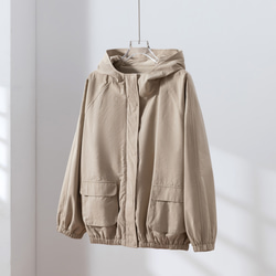「完美單品」－一件短版夾克外套，配有時尚的立體兜帽和口袋設計，米色，251001-1 第1張的照片