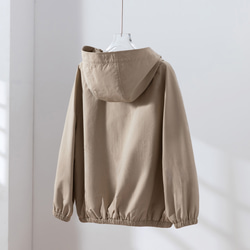 「完美單品」－一件短版夾克外套，配有時尚的立體兜帽和口袋設計，米色，251001-1 第10張的照片