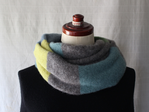 ふわふわ♪ベビーアルパカのニットスヌード 2枚目の画像