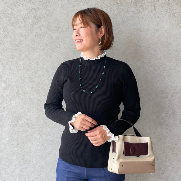 レース付きリブニット 温活あったか チクチクしない着痩せ体型カバートップス 黒【フリー】KMC-771 487872 1枚目の画像