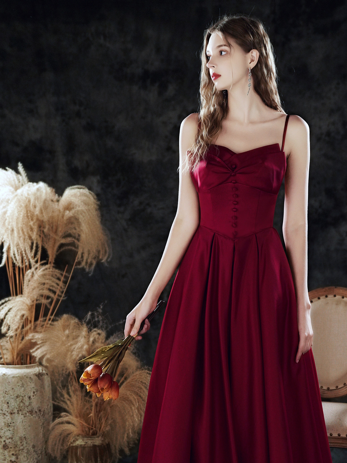 ワインレッド ウェディングドレス ノースリーブ サテン 二次会 結婚式 花嫁 前撮り パーティー 披露宴 A080