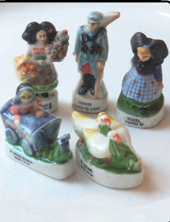 フェーブ Oncle Hansi アンクルハンシ ハンジ アルザス地方 民族衣装