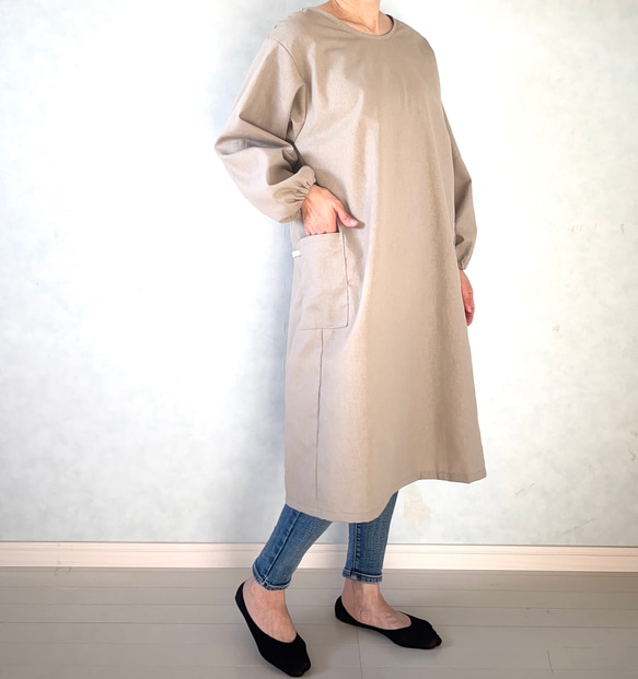 新色追加しました！毎日の割烹着。しっかり素材で頼れる1枚。コットンリネンキャンバス『グレージュ』 3枚目の画像