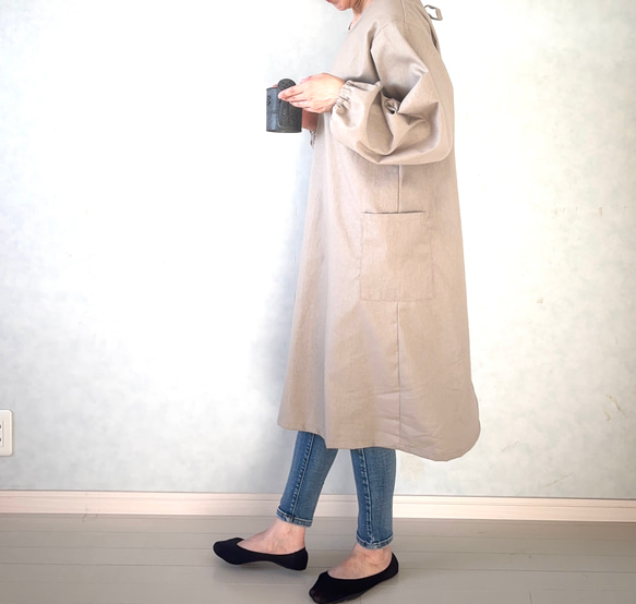 新色追加しました！毎日の割烹着。しっかり素材で頼れる1枚。コットンリネンキャンバス『グレージュ』 2枚目の画像