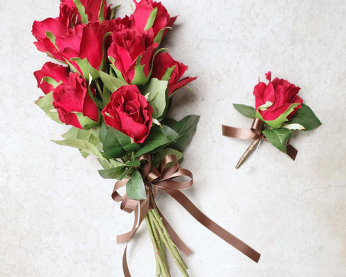 赤バラ ウェディングブーケ上質 シンプル コンパクト お洒落 人気 造花