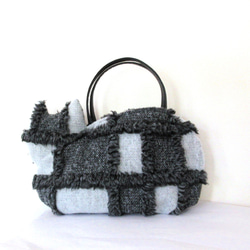 大きめネコバッグ＊グレーニットのパッチワーク 2枚目の画像