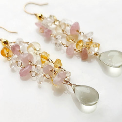 K10YG黒染め淡水パールのスタッドピアスとアズライトマラカイトの