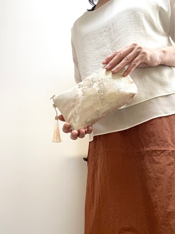 大人可愛いセレブポーチ帯リメイクポーチ化粧ポーチマルチポーチ着物リメイクポーチハンドメイド送料込みNO.5721 6枚目の画像