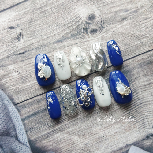 成人式 振袖ネイル♡ 青紺×白 シルバー 水引ネイル ネイルチップ（つけ