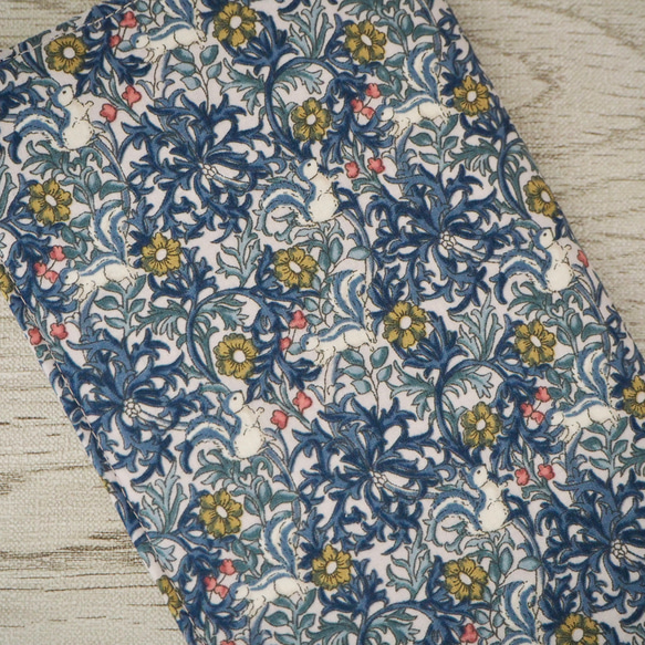 【新書】ゴムバンド栞付ブックカバー★ペイズリー ボタニカル★リス★ブルー系 2枚目の画像