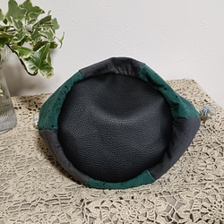 丸底巾着ポーチグリーンドットコーデュロイ 3枚目の画像