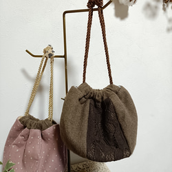 丸底巾着ポーチブラウン起毛×レース生地 4枚目の画像