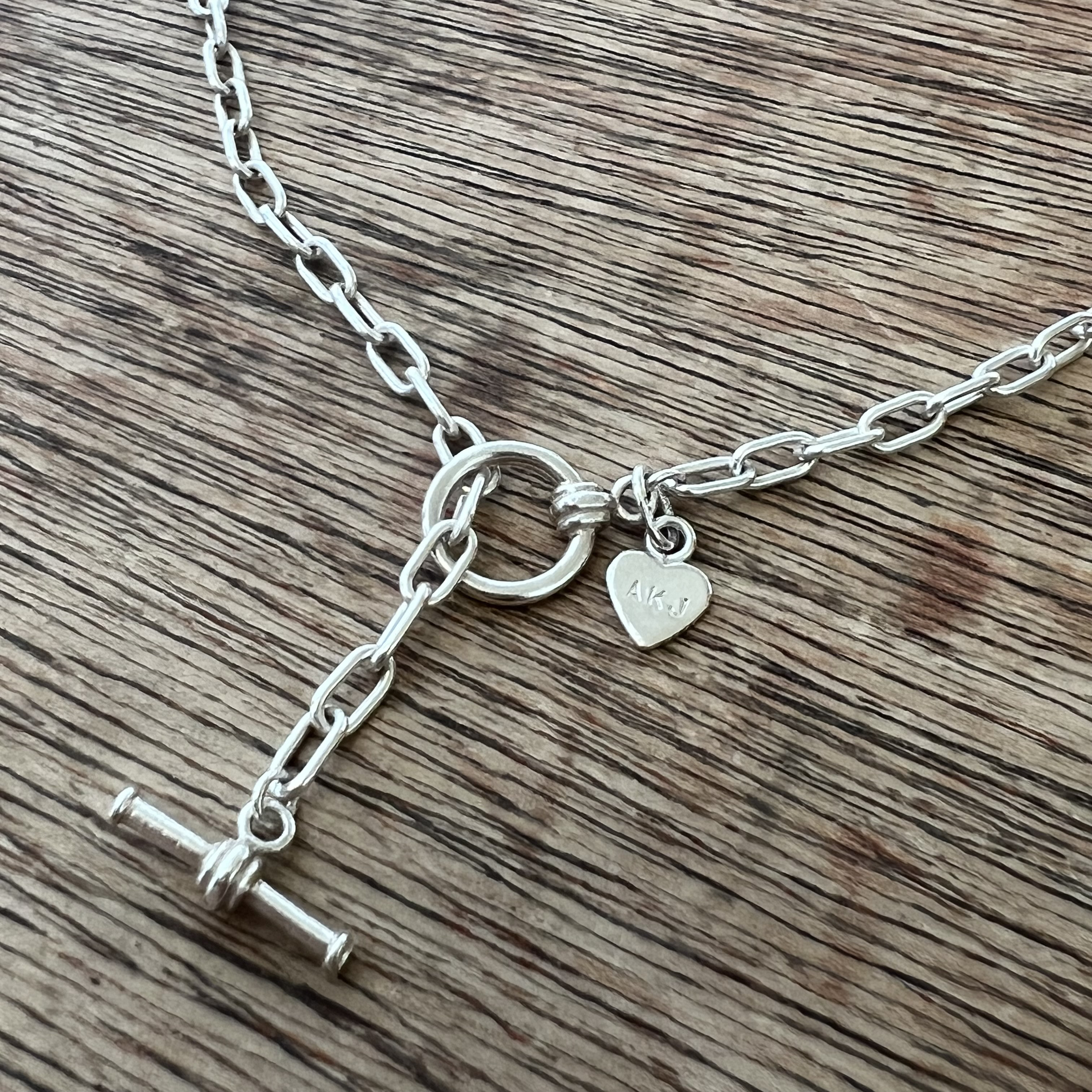 マンテルネックレス