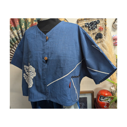 風呂敷（古布）の前開きベスト　　　　古布リメイク 2枚目の画像