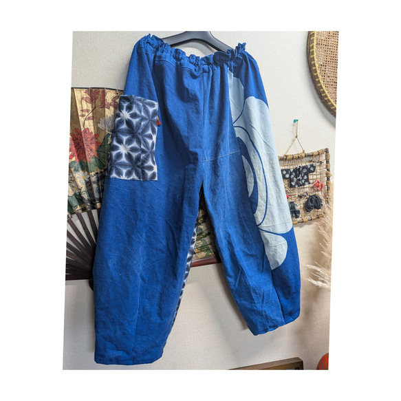 幕（古布）と藍染風柄のタックパンツ　　　古布リメイク 1枚目の画像