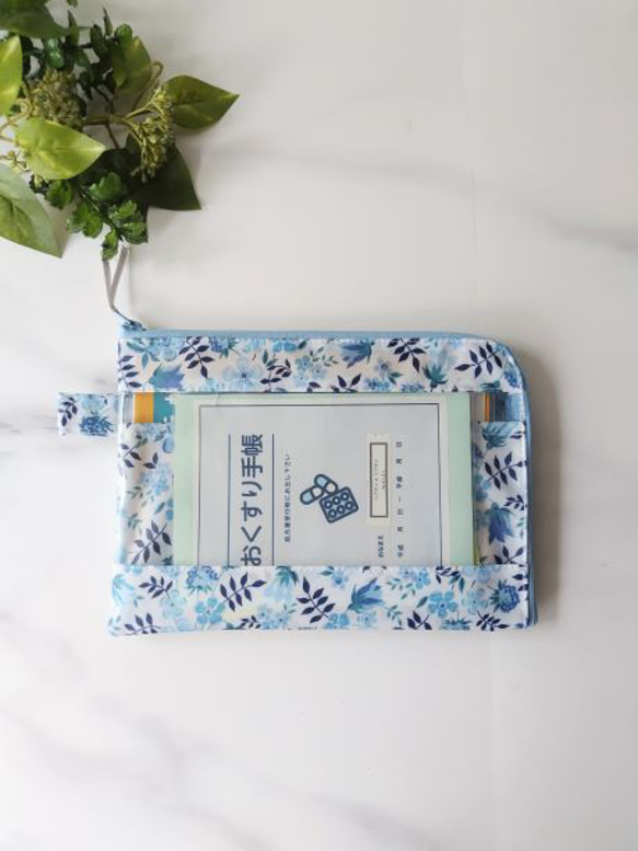 仕切り付きB6　L字ファスナー　クリアポーチ　スモールスザンナ　リバティ　ラミネート　♡大小さまざまなひまわり 10枚目の画像