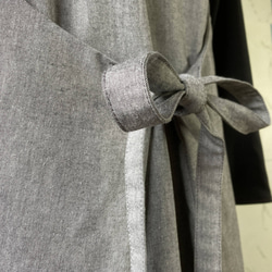 グレーのコットンダンガリー　後ろで結んで！エプロンドレス　ML　着丈118 8枚目の画像
