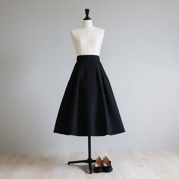 【色違いで欲しい◎】ライトグログランタックフレアスカート【ブラック】 10枚目の画像