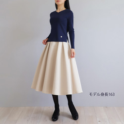 【色違いで欲しい◎】ライトグログランタックフレアスカート【ブラック】 5枚目の画像