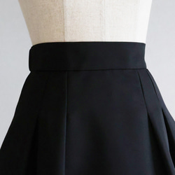 【色違いで欲しい◎】ライトグログランタックフレアスカート【ブラック】 11枚目の画像