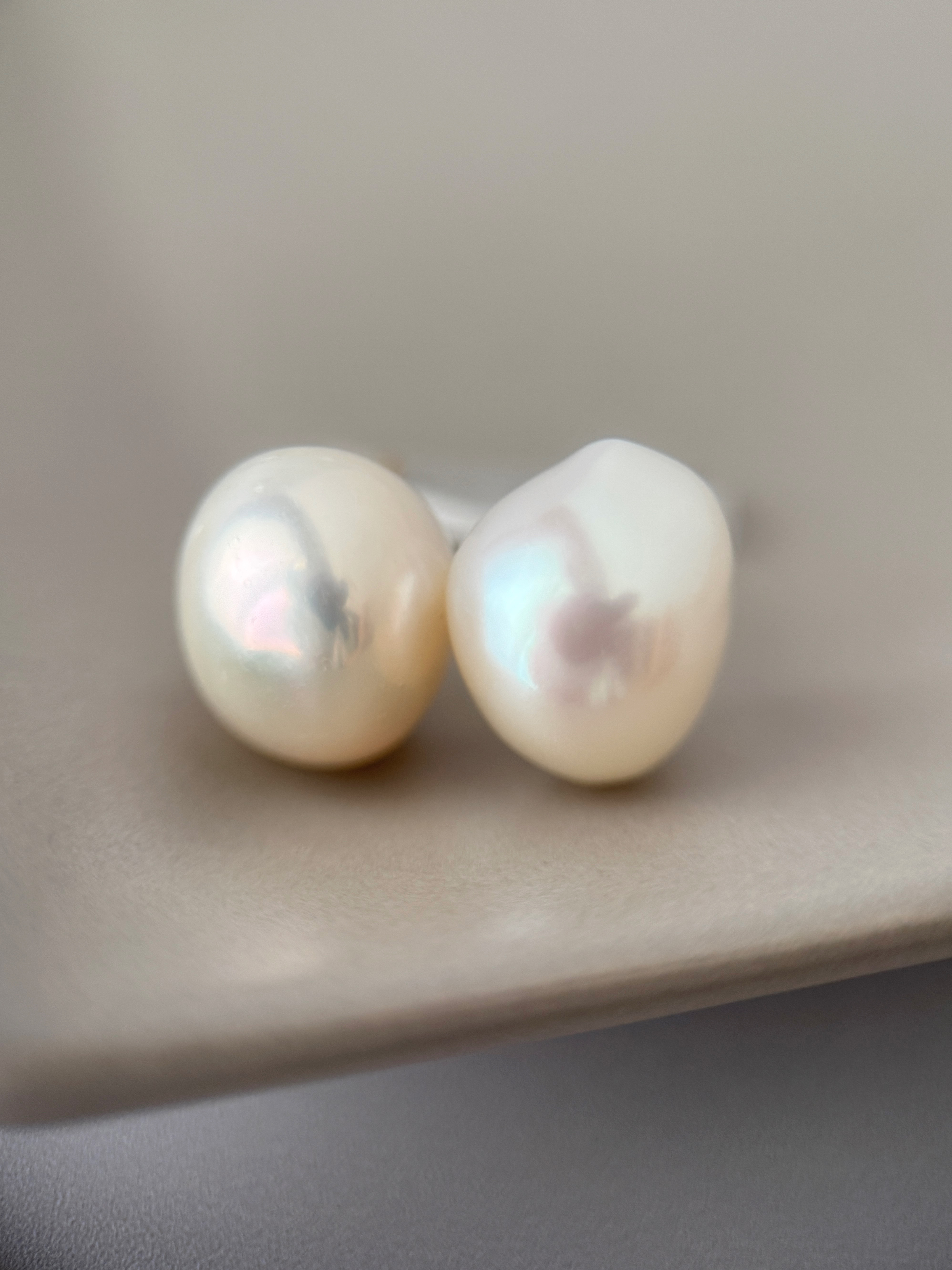 アウトレット大粒淡水パールピアス　[サージカルステンレス　アレルギー対応　卒園式　大ぶり　入学式　卒入学式　結婚式]