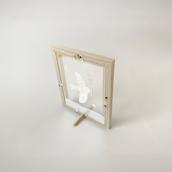 白いとり・フローティングフレーム（ナチュラルフレーム） 4枚目の画像