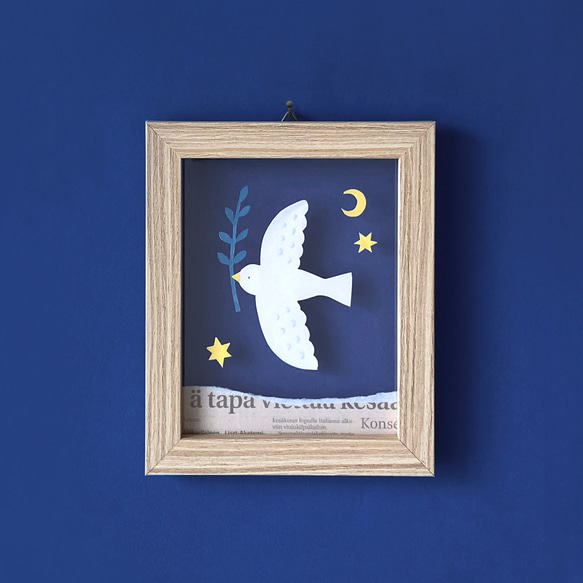 白いとり・フローティングフレーム（ナチュラルフレーム） 2枚目の画像