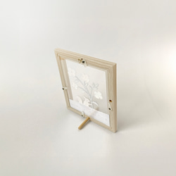 りすと花・フローティングフレーム（ナチュラルフレーム） 4枚目の画像