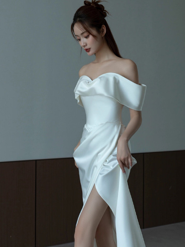 オフショルダー ウェディングドレス サテン 白 シンプル トレーン 結婚式 花嫁 前撮り パーティー 披露宴 k634