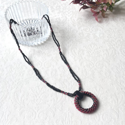 グラスホルダーネックレス〜レッド〜 2枚目の画像